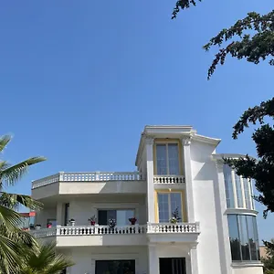  Apartament Briart